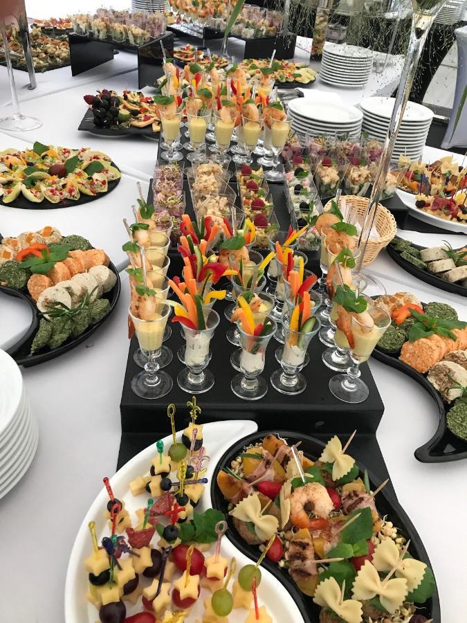 Carina Hotel Tczew Kültér fotó